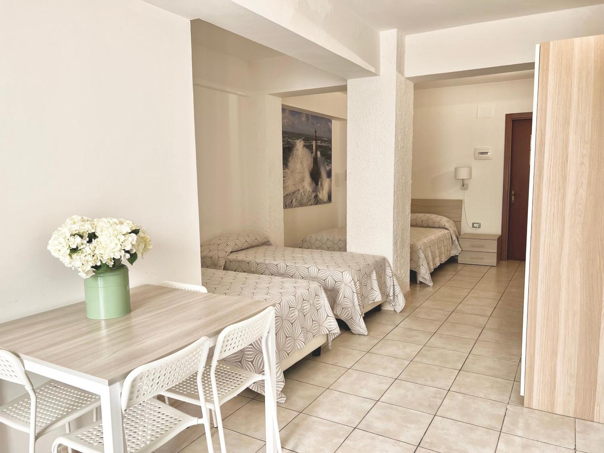 All'Etrusconia Hotel Castagneto Carducci Marina di Castagneto Carducci Bagian luar foto